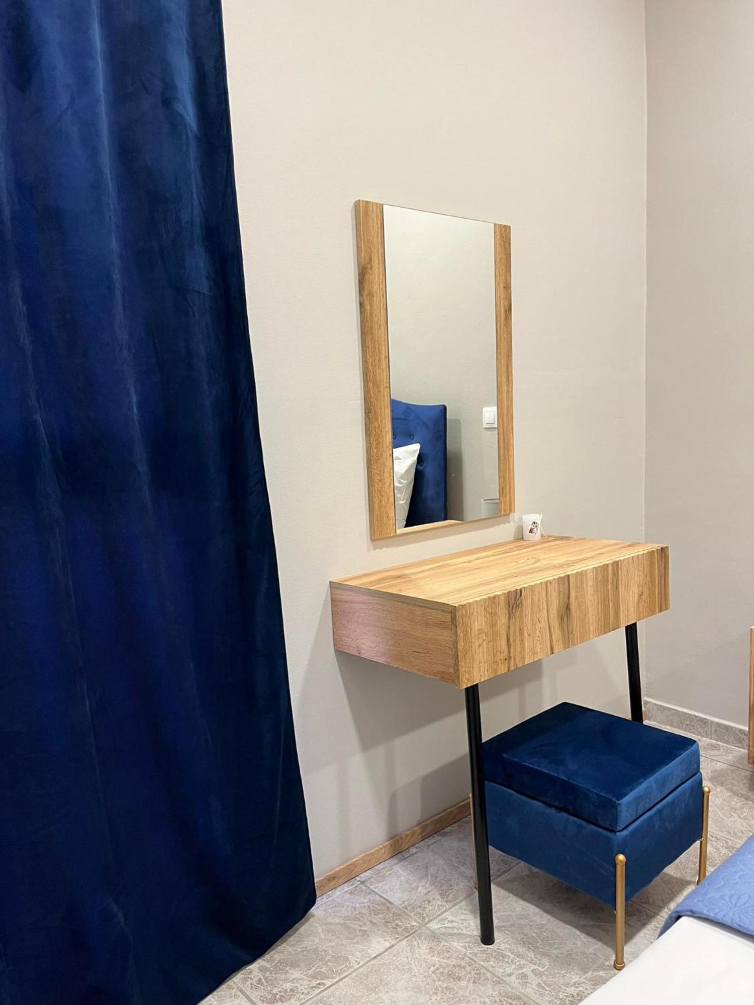Sapphire Home Ixia  Buitenkant foto
